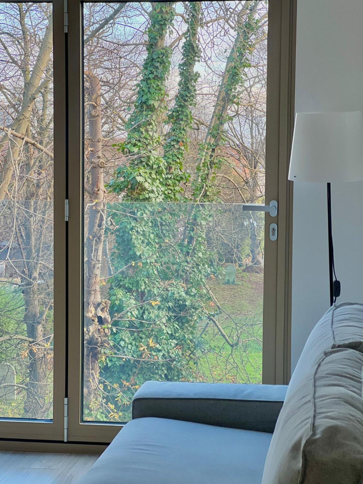Kensington House By Solitaire Suites สลาว ภายนอก รูปภาพ