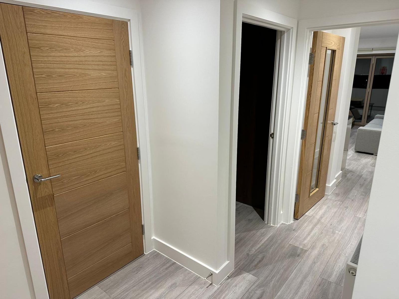 Kensington House By Solitaire Suites สลาว ภายนอก รูปภาพ